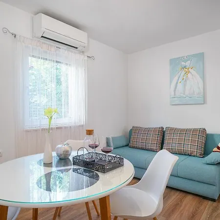 Apartments Vesna Vodice Kültér fotó