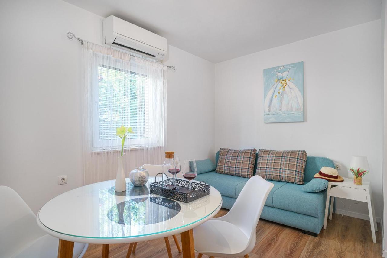 Apartments Vesna Vodice *