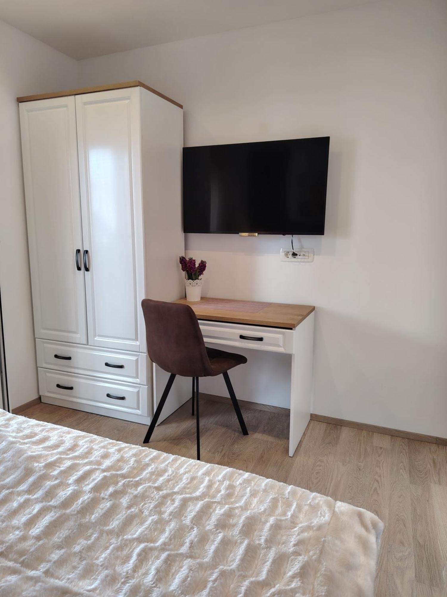 Apartments Vesna Vodice *
